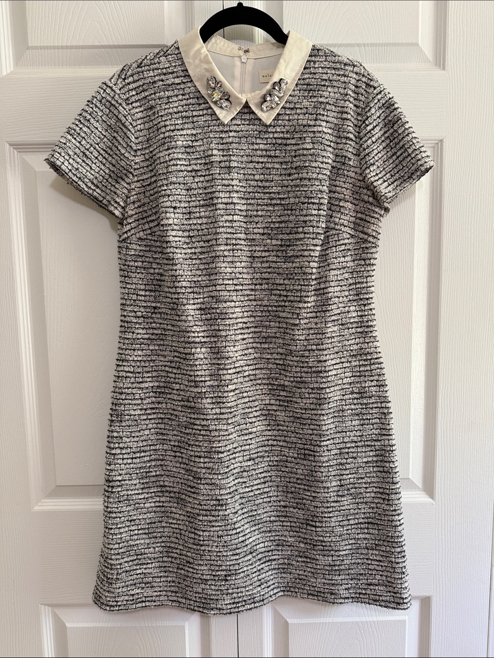 Embellished Collar Gray Textured Shift Dress